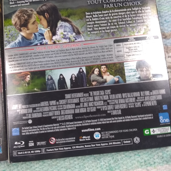 NWT BLU RAY DISC  ECLIPSE AND NEW MOON - Picture 7 of 8